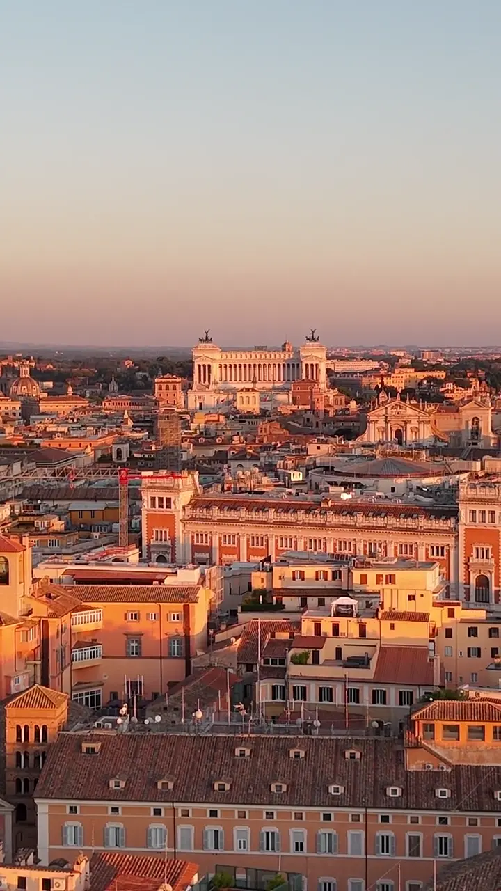 Panorama di Roma al tramonto